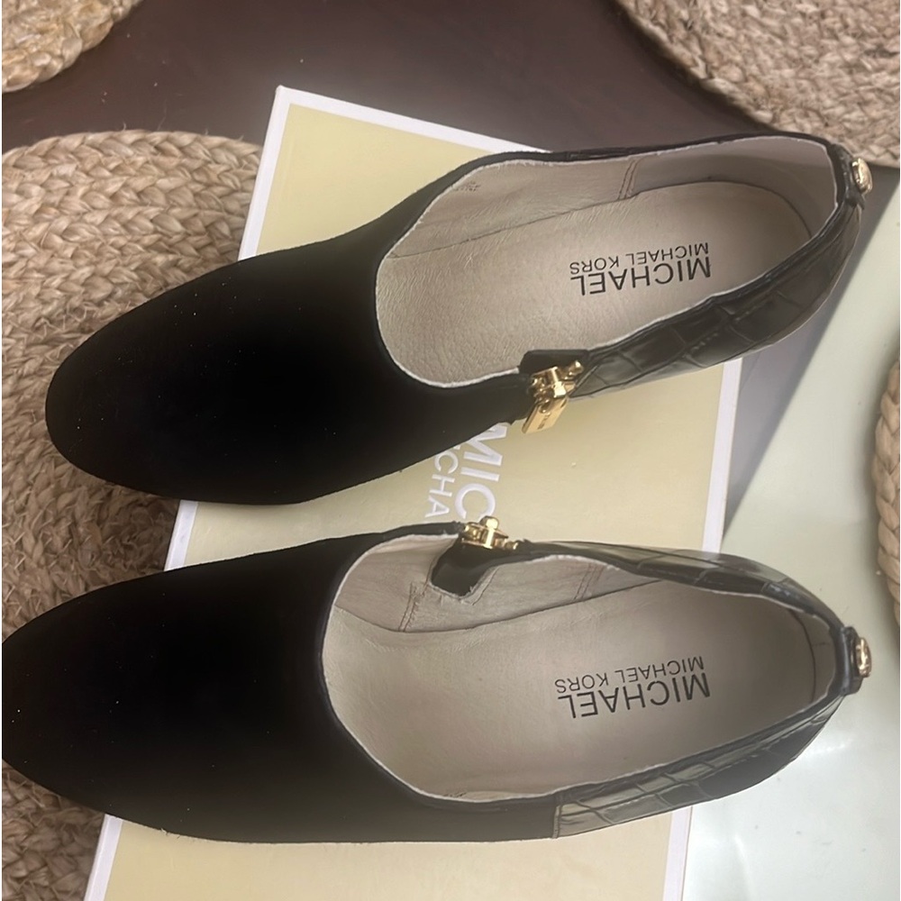 Michael Kors Bootie